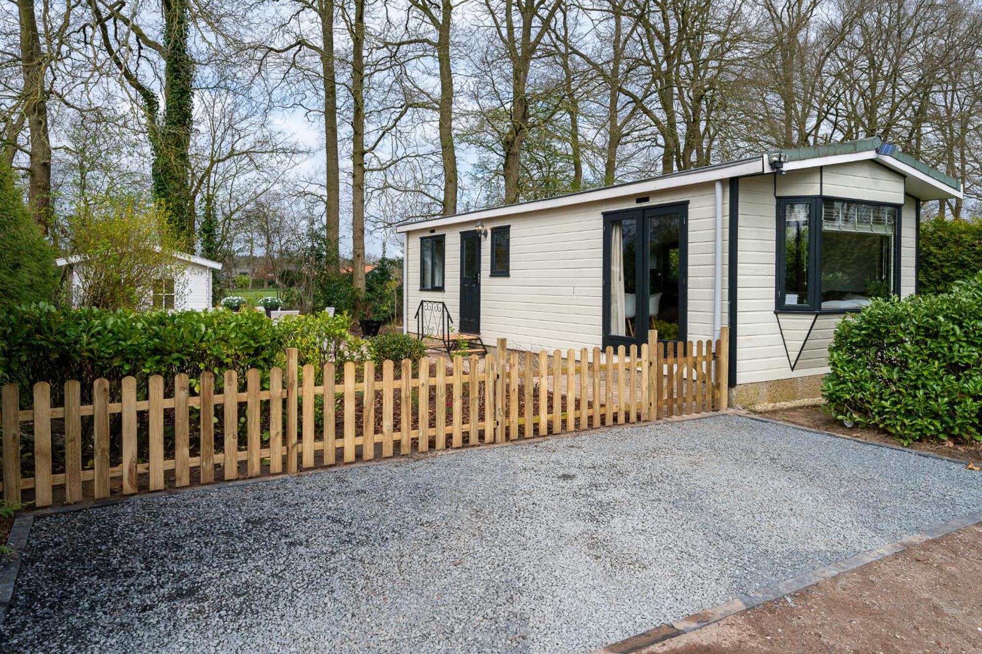 Hotel Chique Chalet Met Zicht Over De Weilanden Op De Veluwe Epe Exterior photo